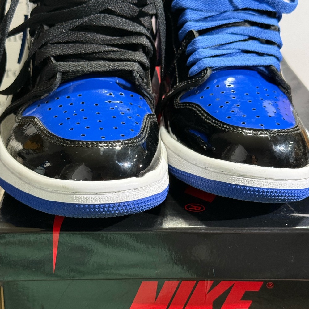 Jordan Men's Black and Blue Sneakers (Replicas) SZ 9.5.  Box7